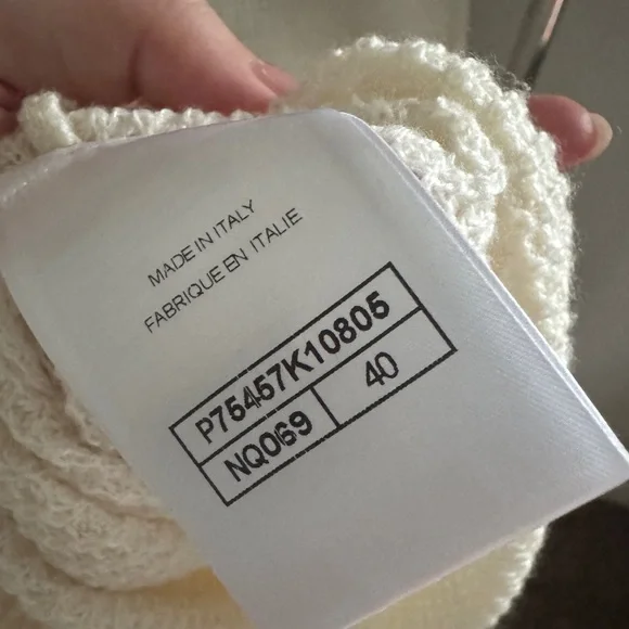 CHANEL Black and Cream V-Neck Sweater - Picture 9 of 14